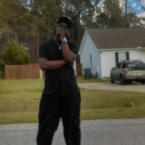 Meet your Posher, Gutta